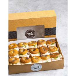 Box de 15 unidades de bagel de pavo y mascarpone